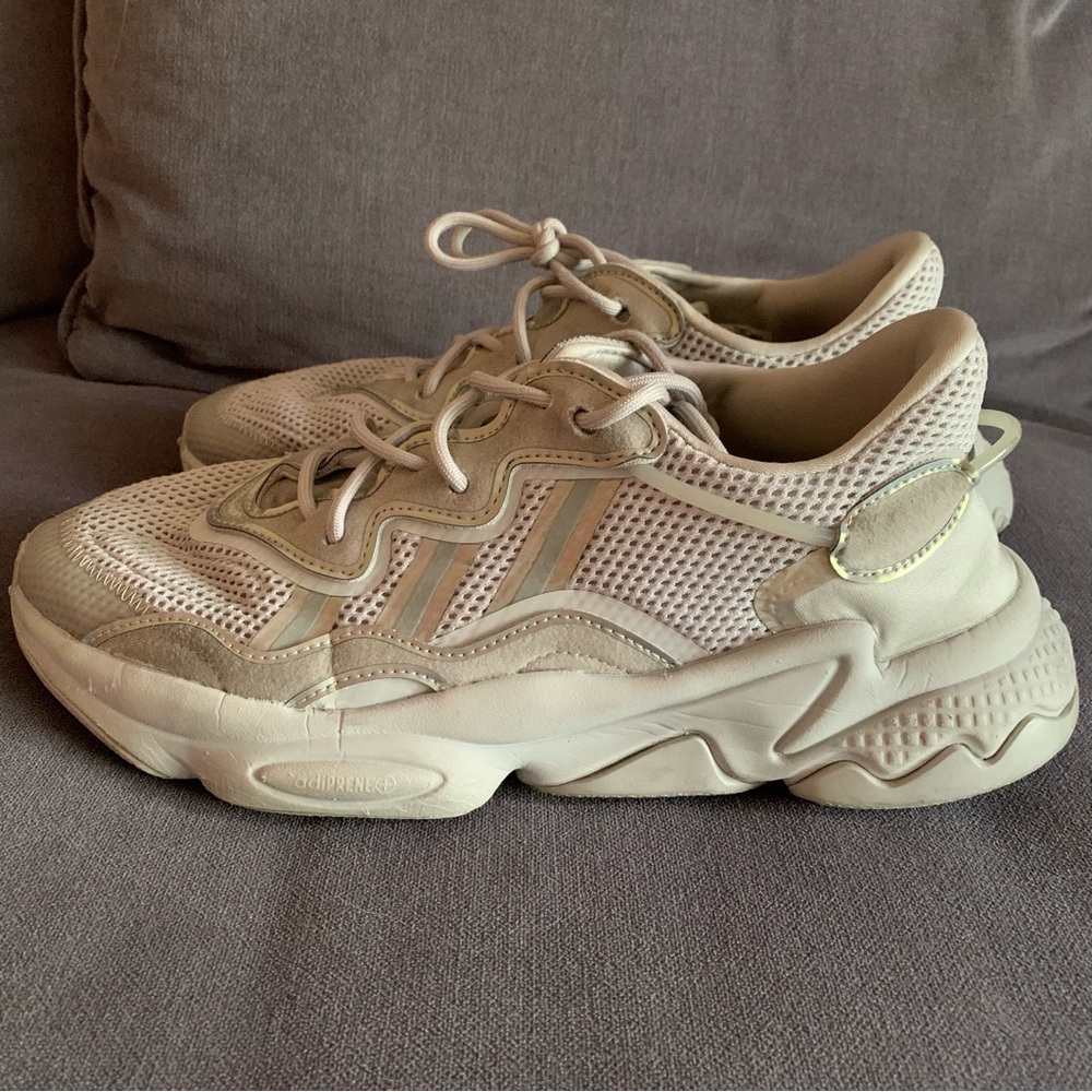 Adidas Ozweego Size 7.5